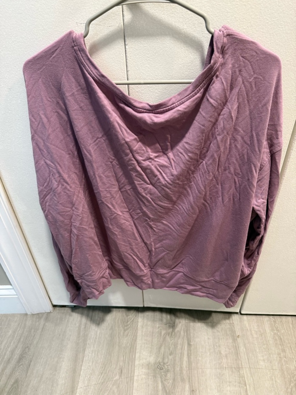 Lululemon Athletica BeCalm Scoop Neck Pullover in Pink Haze. Size XL - Picture 4 of 6